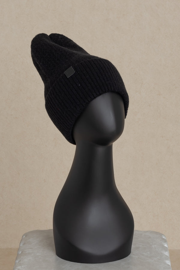 Black Mixed Knit Beanie